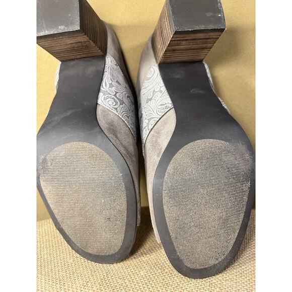 Yellow Box Sayda Taupe Gray Slides Mules with Buckles--Women's Size 10 - Picture 9 of 16
